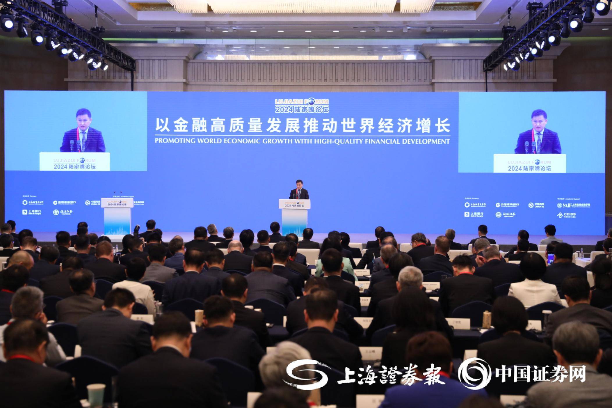 中国人民银行行长潘功胜：研究中国未来货币政策框架 提升货币政策透明度